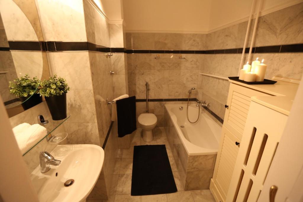 D.Five Classic Luxury Apartment Budapest Room photo